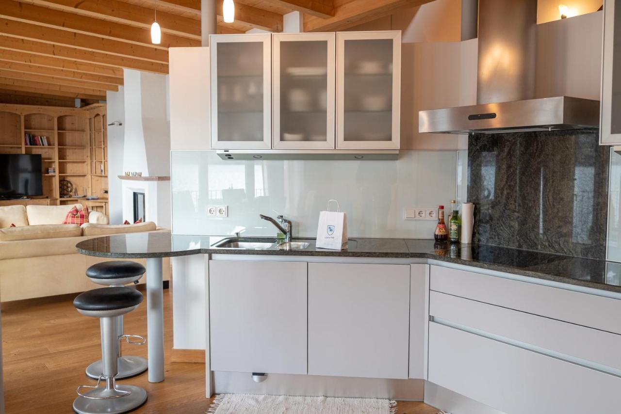 Finest Lakeside Villa Zell Am See By All In One Apartments Erlberg Exterior photo