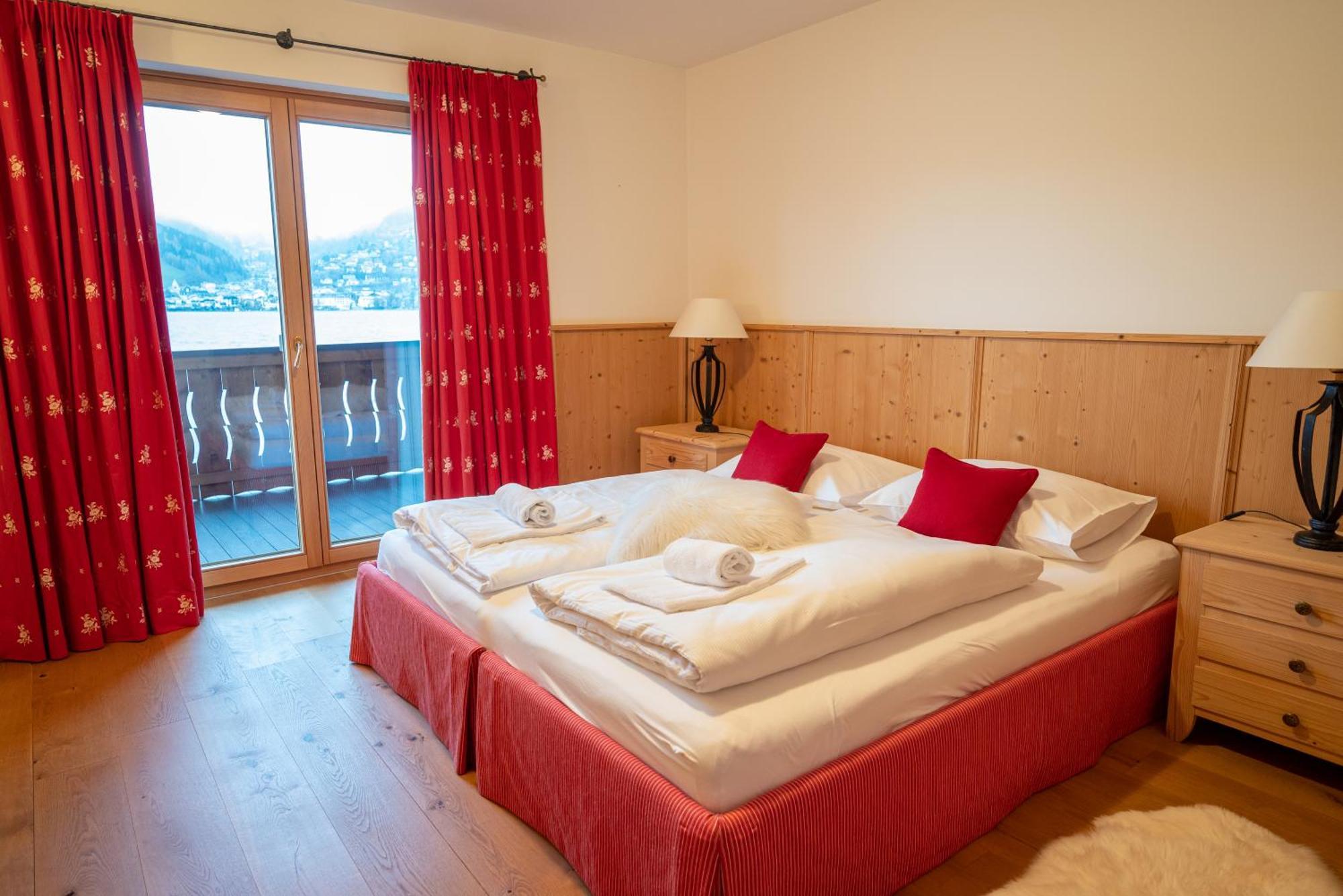 Finest Lakeside Villa Zell Am See By All In One Apartments Erlberg Exterior photo